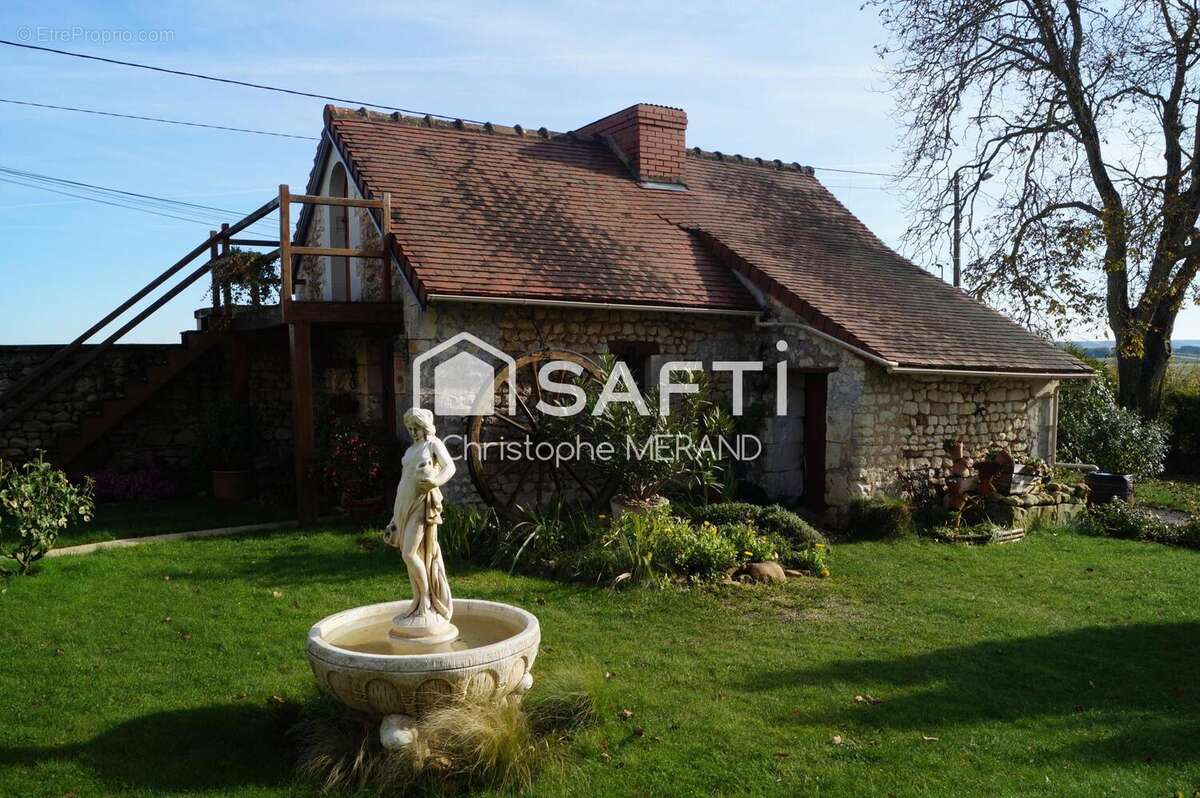 Photo 7 - Maison à DANGE-SAINT-ROMAIN