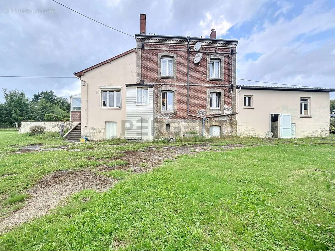 Maison à SIGNY-L&#039;ABBAYE
