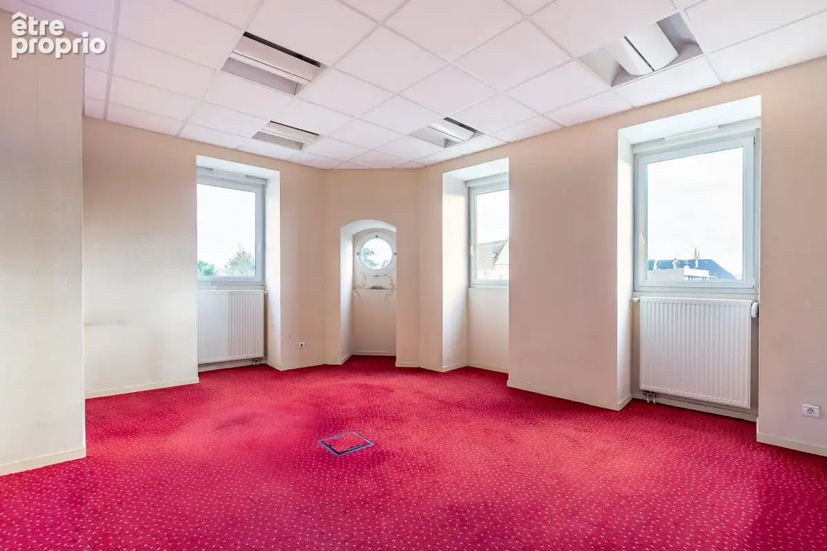 Dpt Aisne (02), à vendre SOISSONS appartement 300 m2 - photo 4