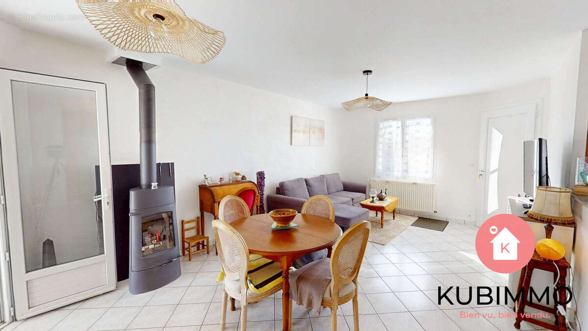 Maison à TALMONT-SAINT-HILAIRE