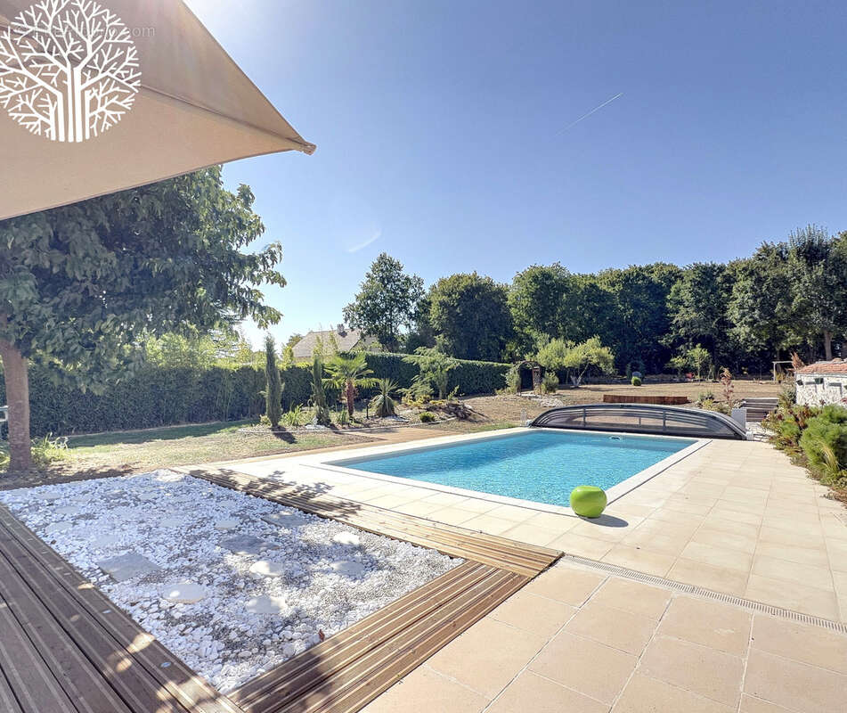 Maison de caractère rénovée avec piscine - photo 4
