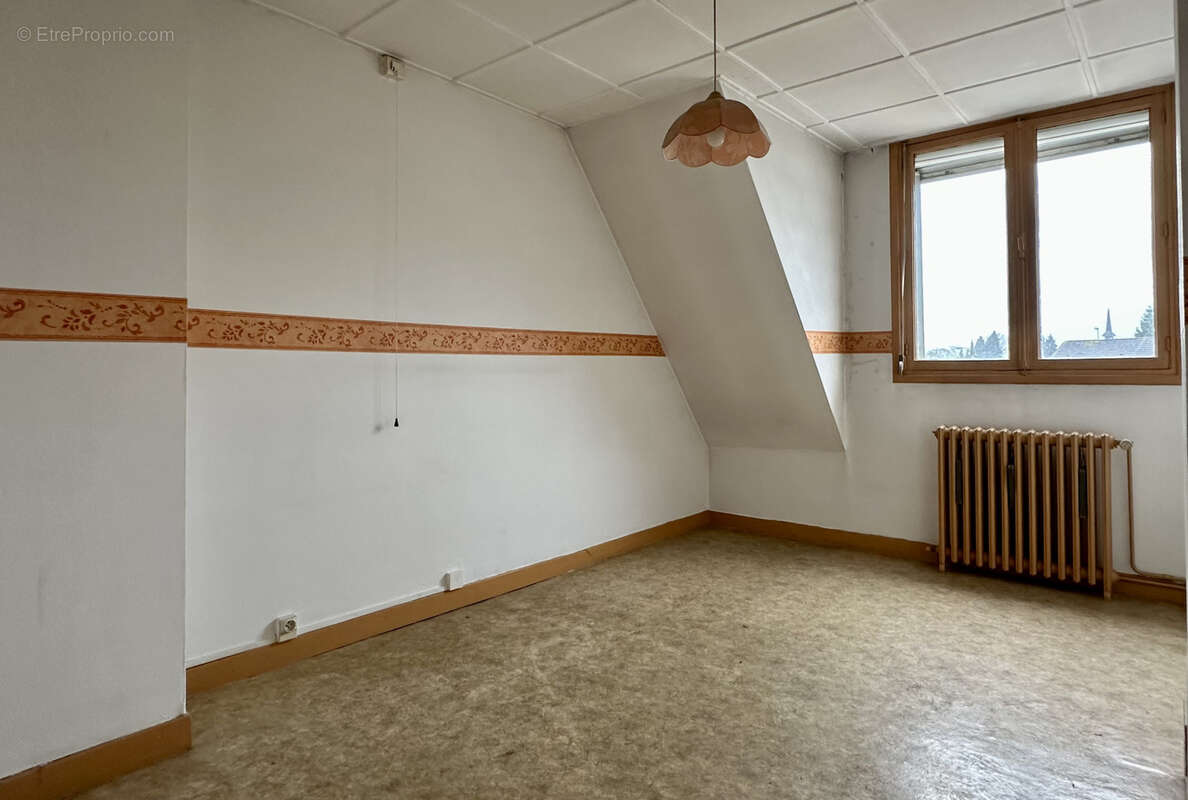 Maison à AVION