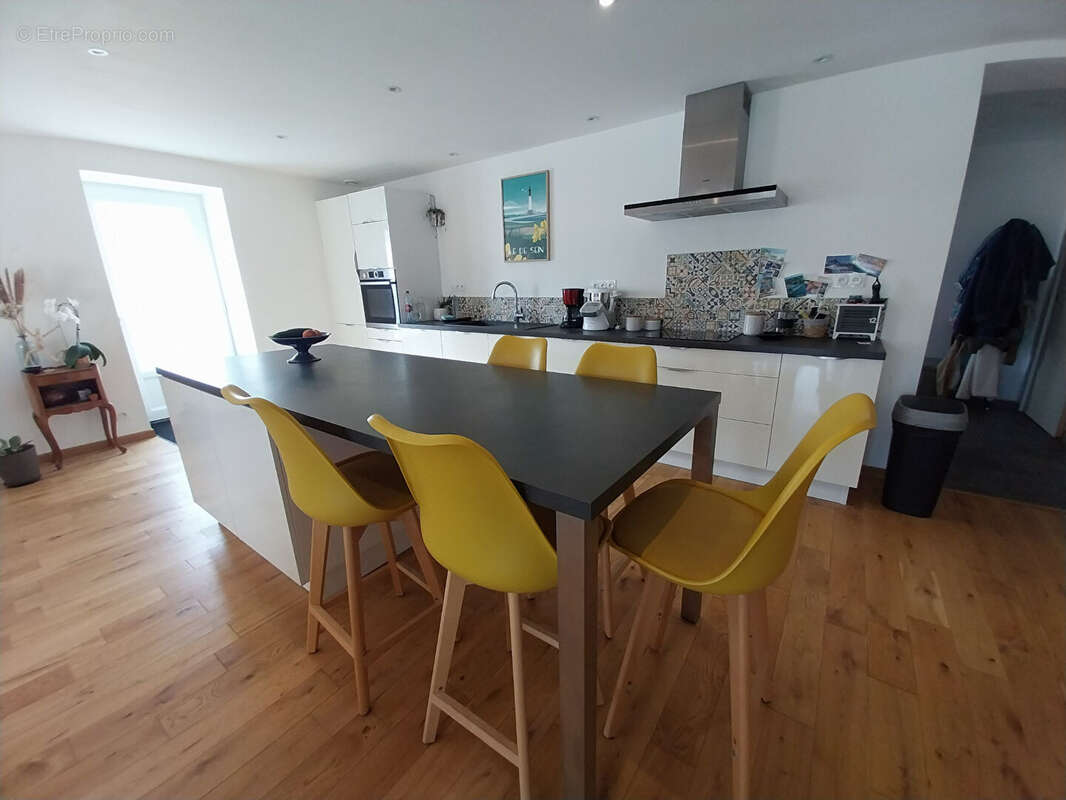 Maison à PLONEOUR-LANVERN