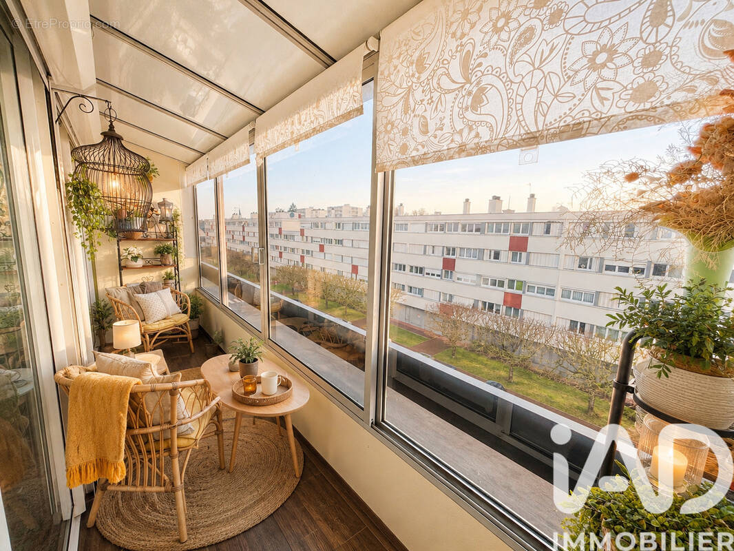 Photo 1 - Appartement à FLEURY-LES-AUBRAIS