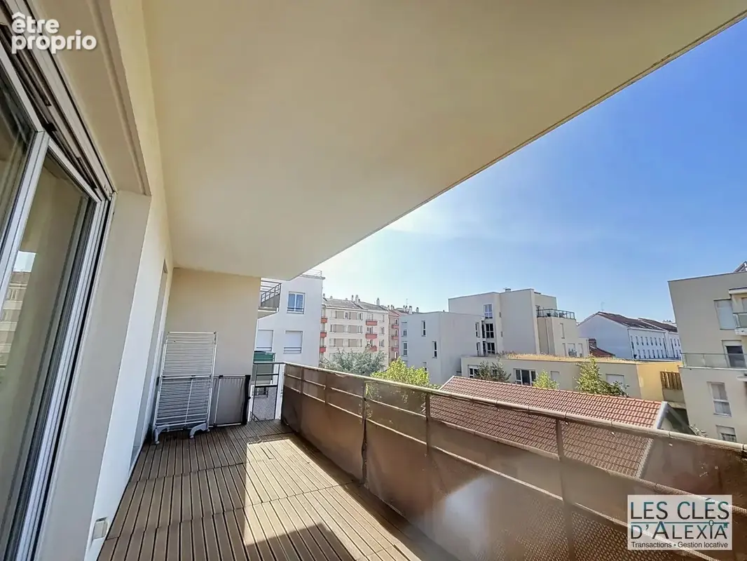 EXCLUSIVITÉ – T4 avec balcon et cave – Villeurbanne - photo 3