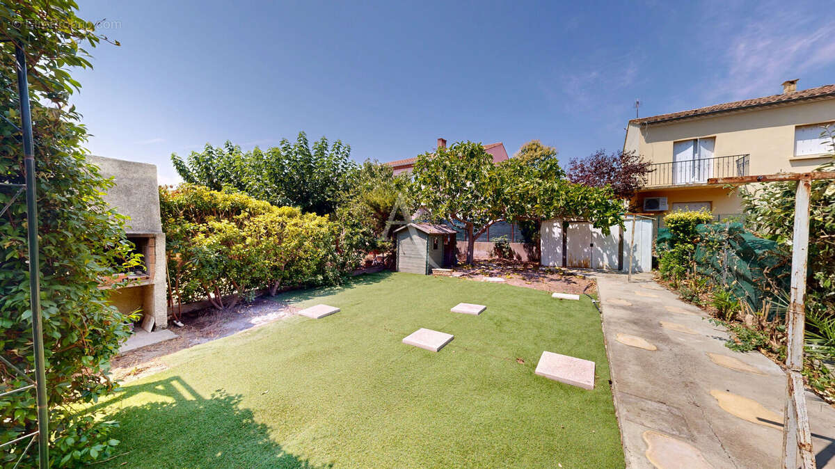 Maison 126 m² avec jardin, garage et fort potentiel d'aménagement  Narbonne quartier EDF - photo 6