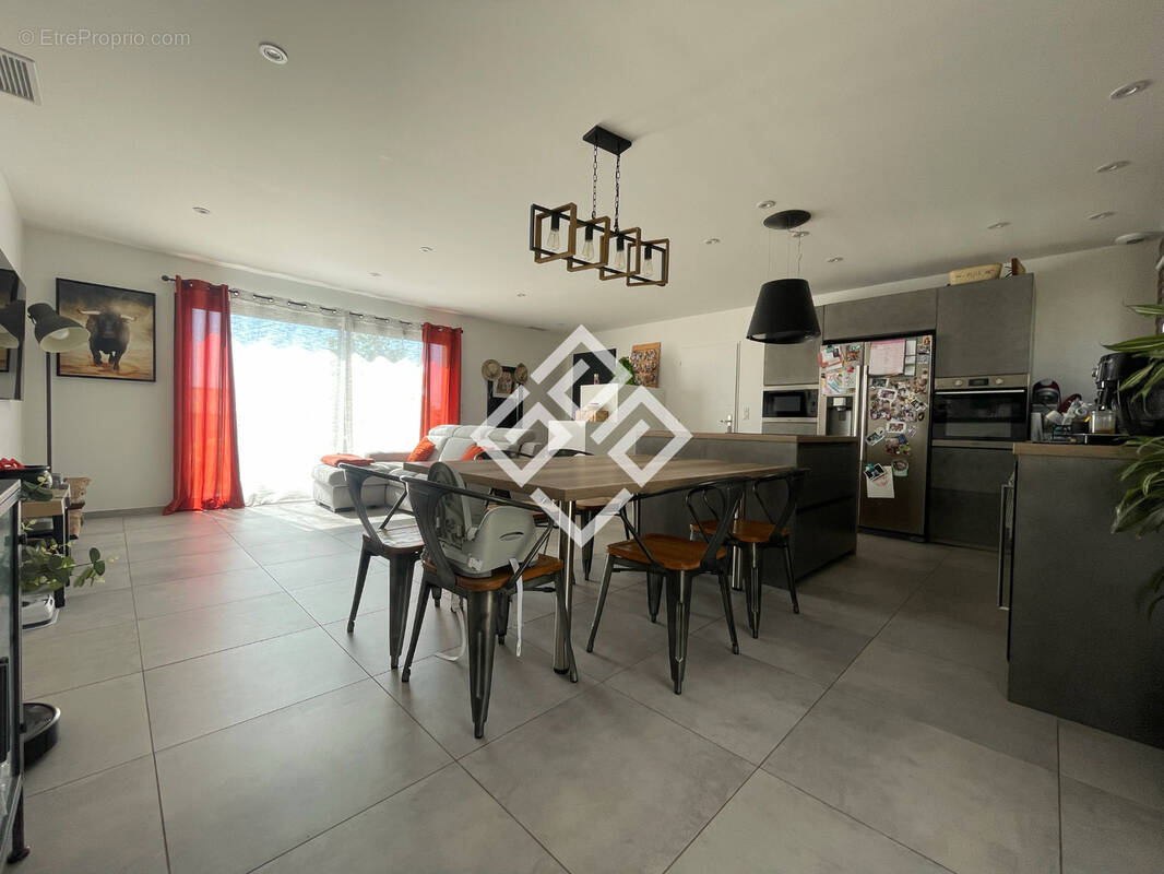 Maison à BIZE-MINERVOIS