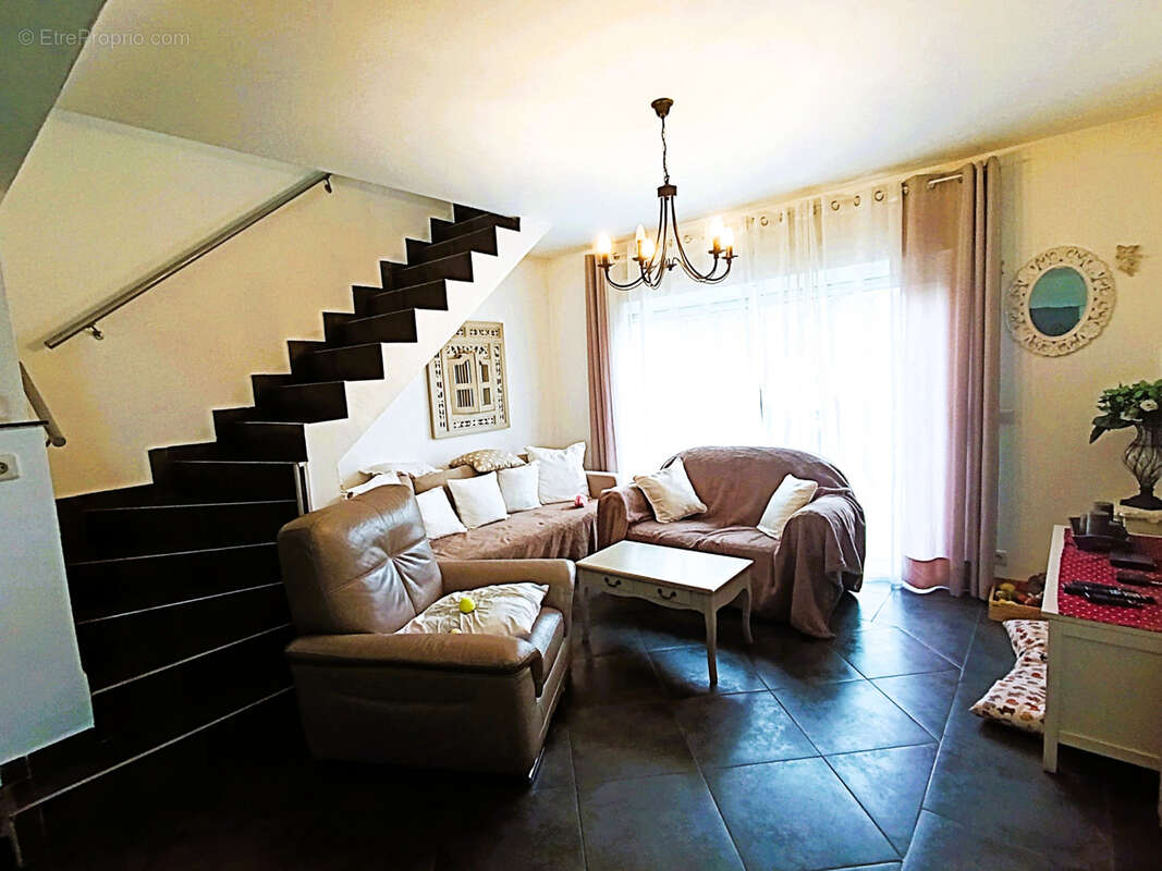 Maison à LE BLANC-MESNIL