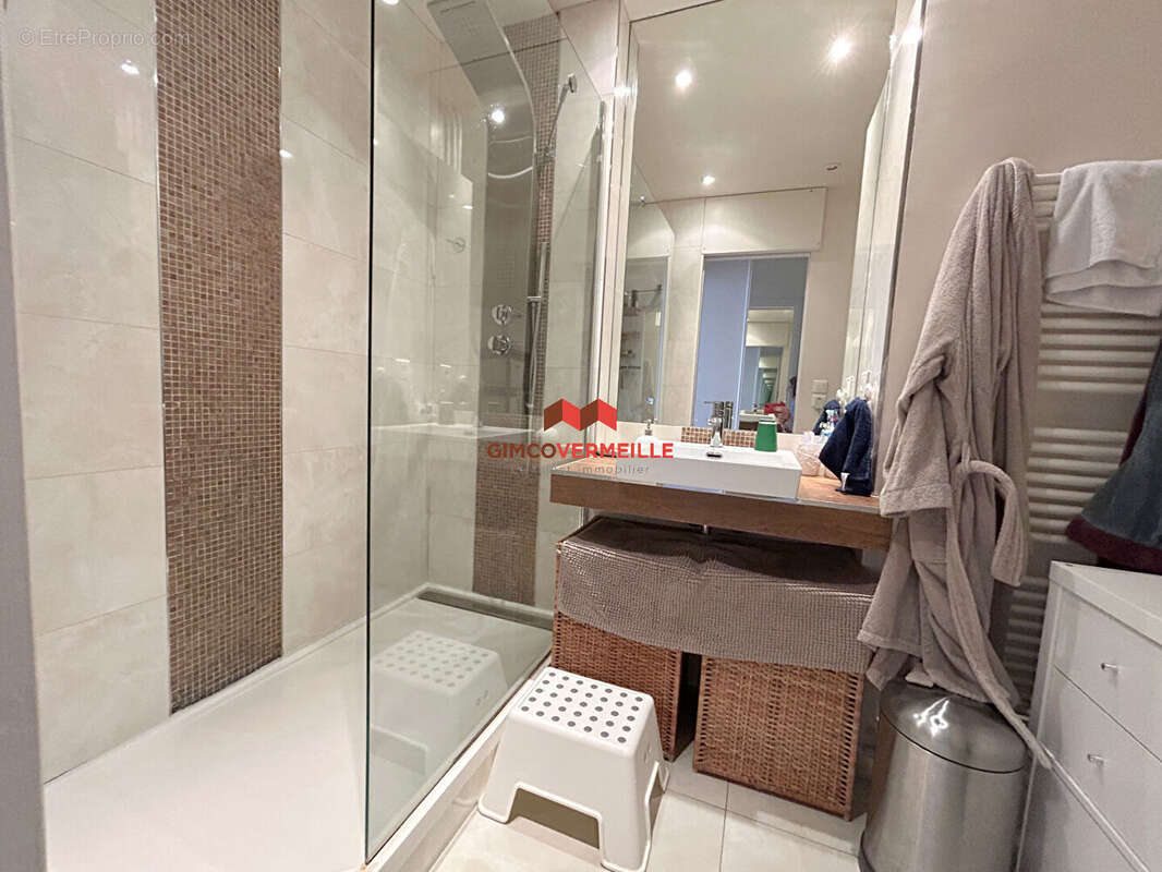 Appartement à GARCHES