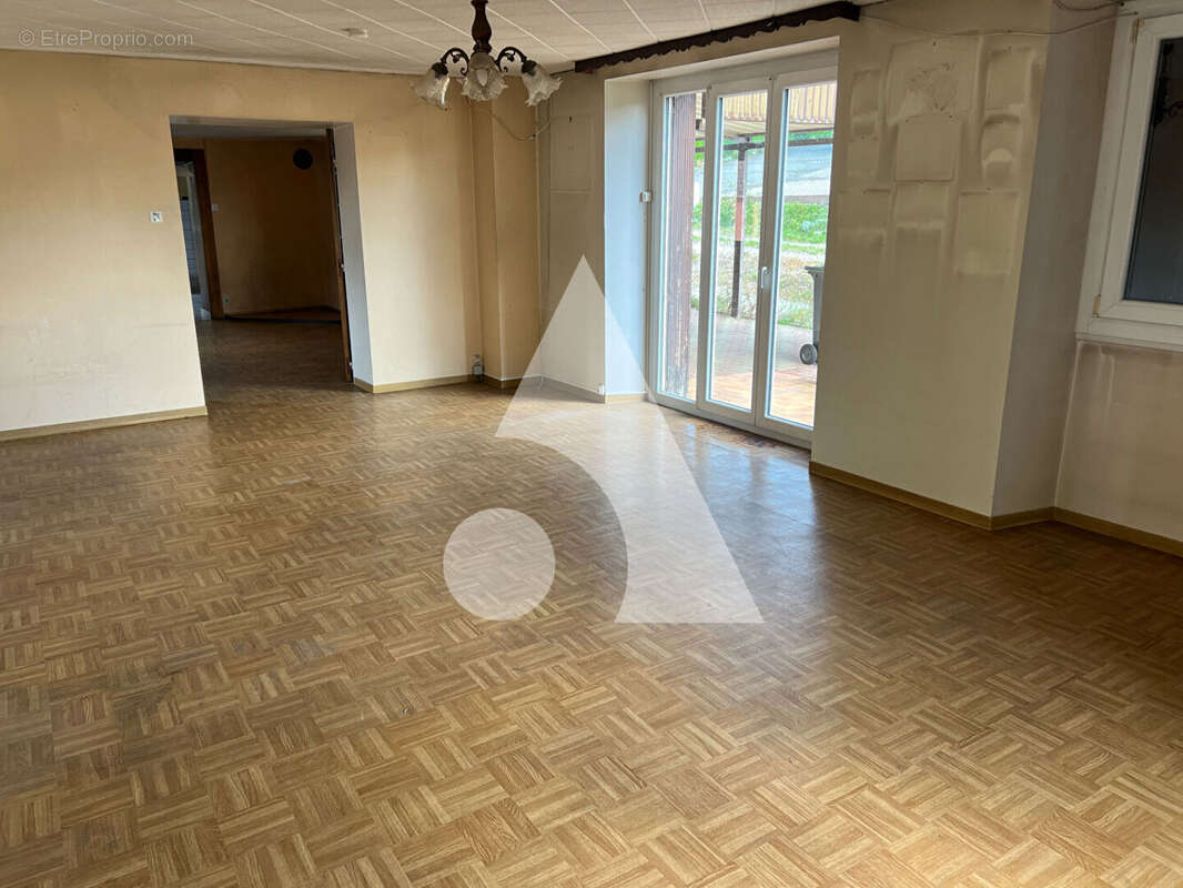 Maison à VANDONCOURT