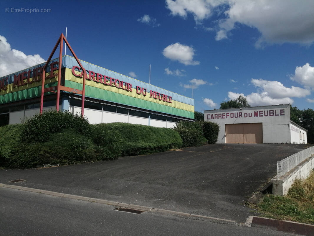 Commerce à SAINT-SEVERIN