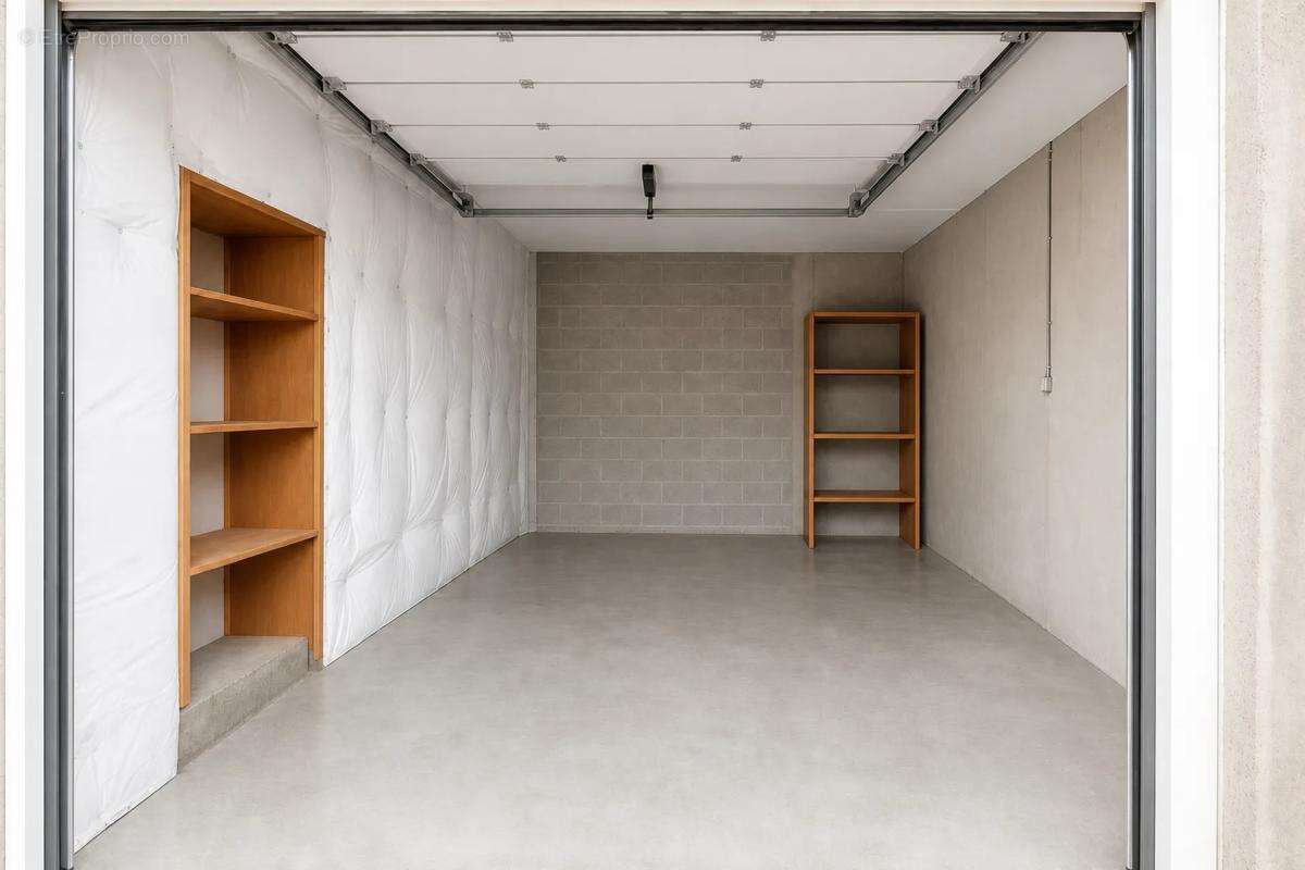 Spacieuse maison de 8 pièces à Murat-sur-Vèbre - photo 16