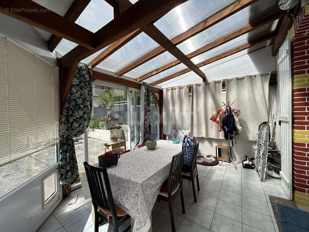 Maison à LONS-LE-SAUNIER