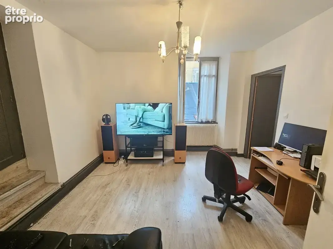 proche centre-ville : immeuble composé de 2 appartement type F3 - photo 9