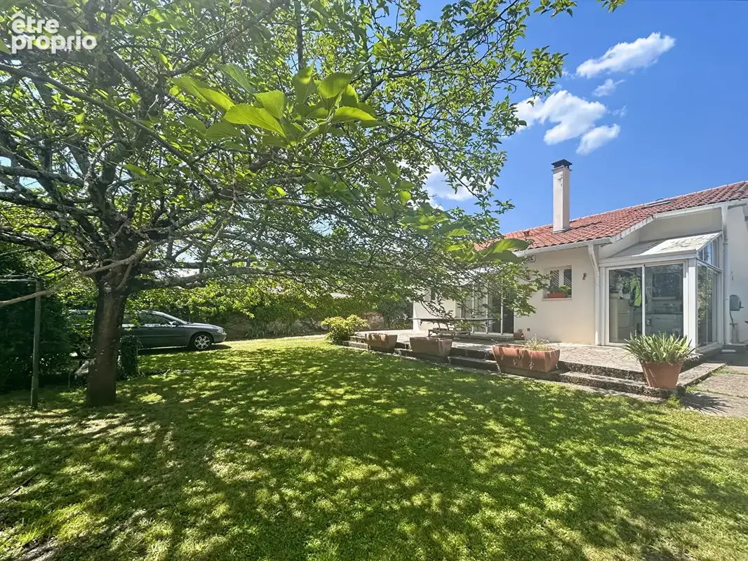 Maison à PESSAC
