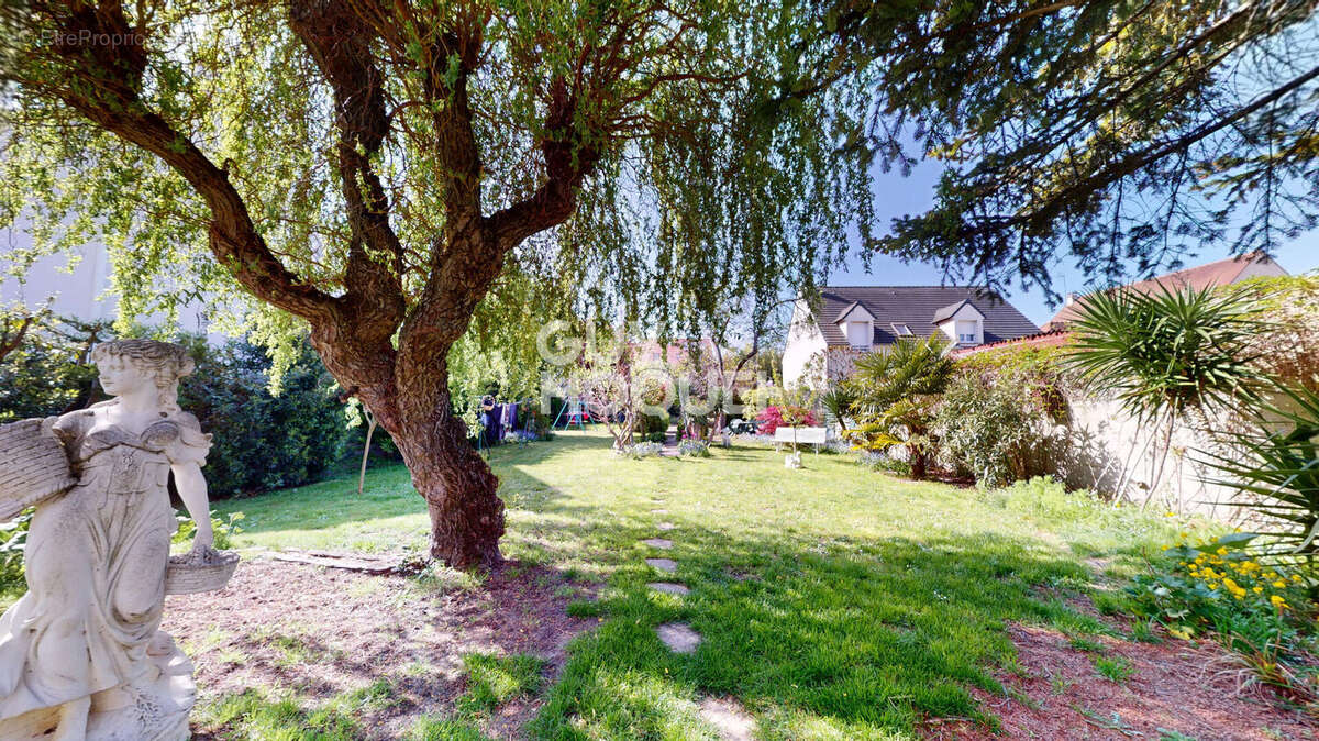 Maison à ERMONT