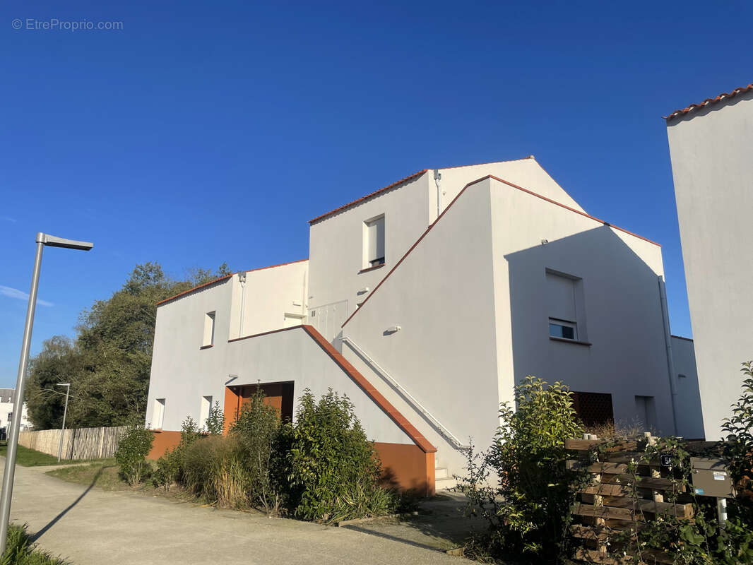 Appartement à LES SORINIERES