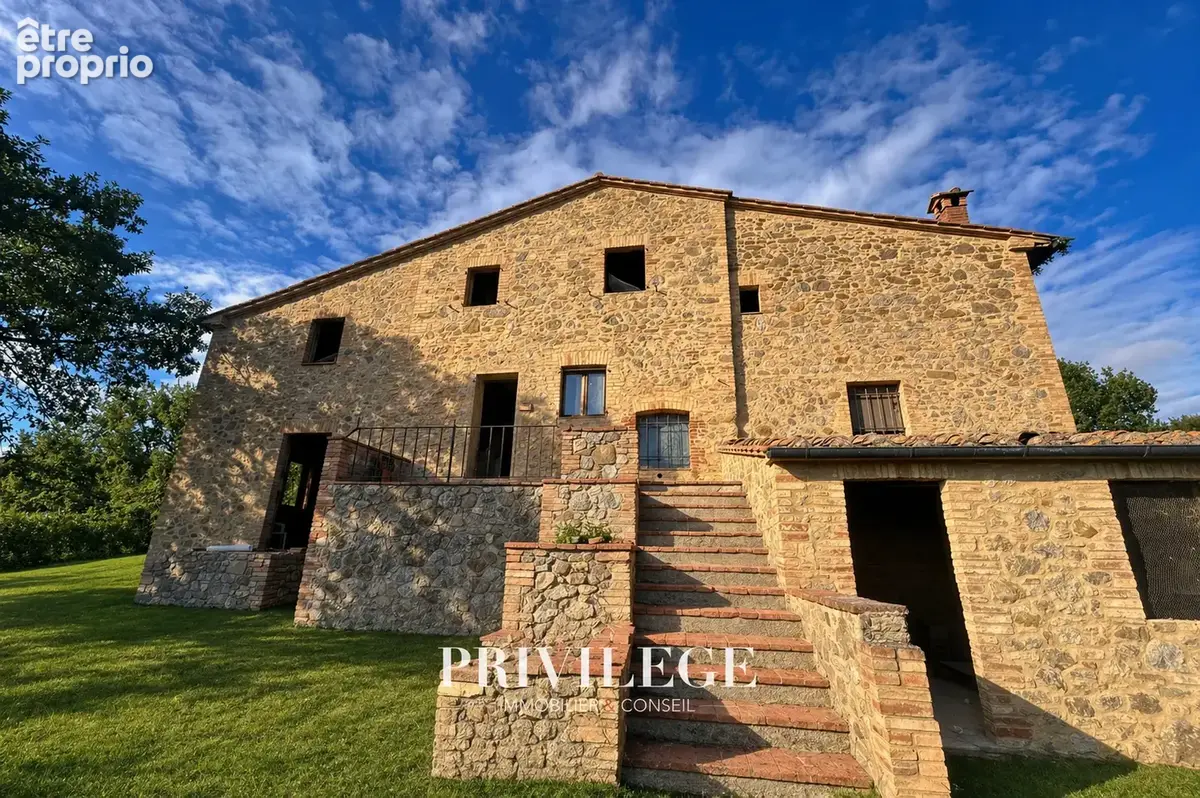 TOSCANE   CASOLE D’ELSA (SIENNE)  Authentique corps de ferme du XVIIIe siècle à rénover - photo 4