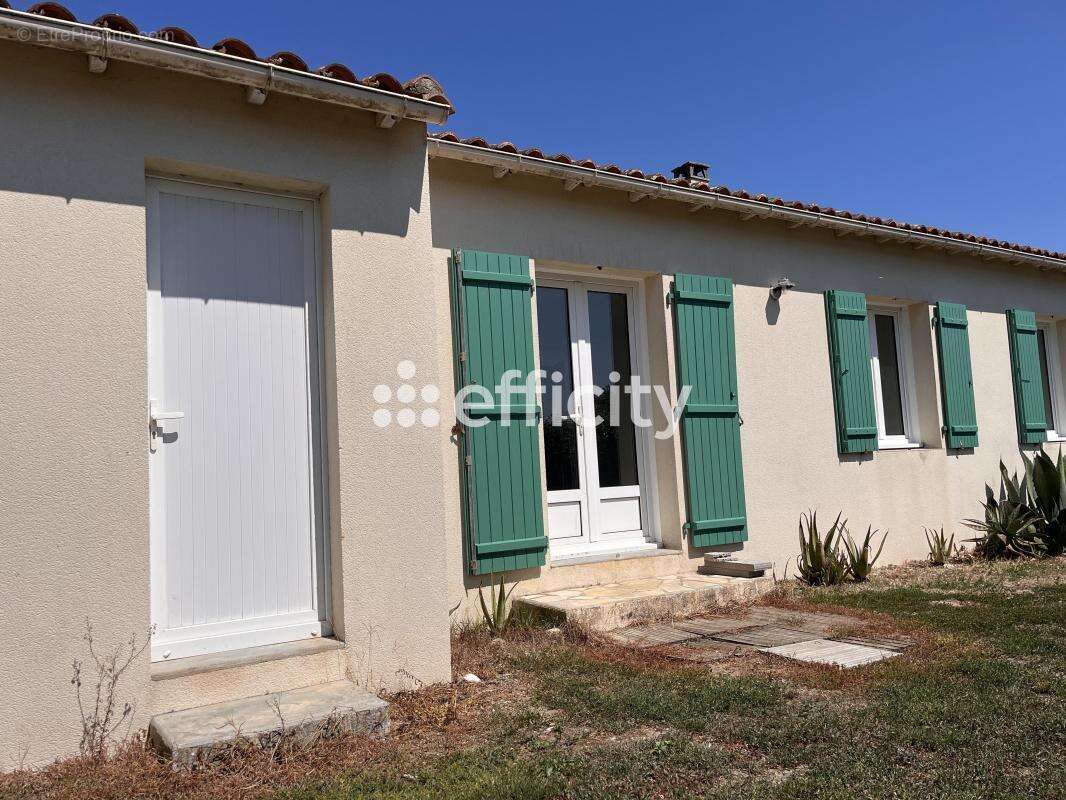 Maison à SAINT-CLEMENT-DES-BALEINES