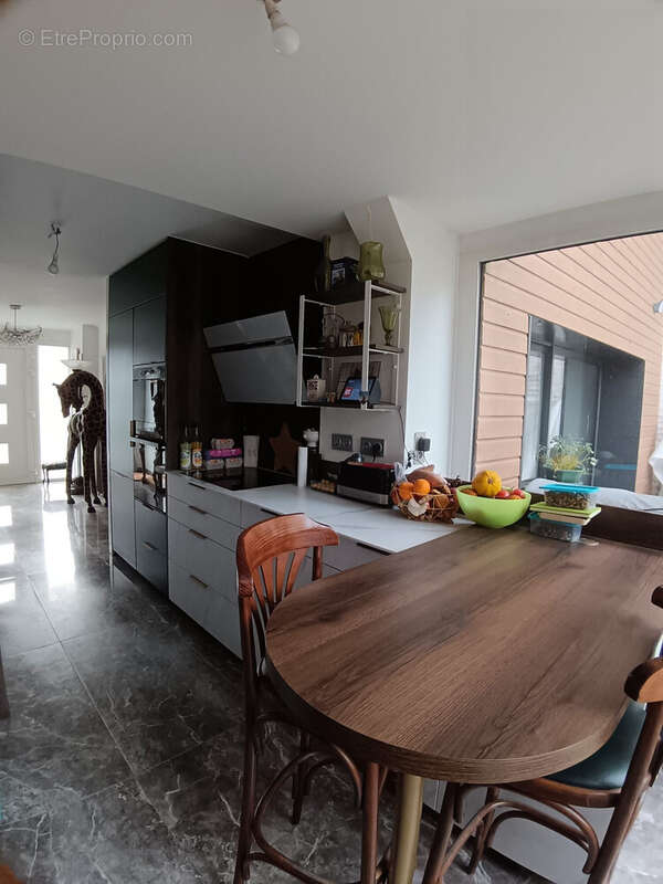 Maison 256 m² à Frevent  - photo 5