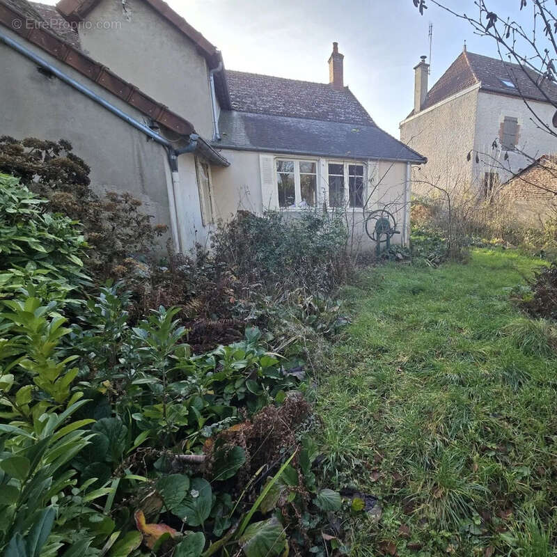 Grande maison de Bourg 3 chambres 03400 SAINT ENNEMOND - photo 12