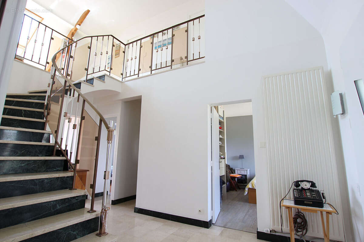 Maison à CREVIN