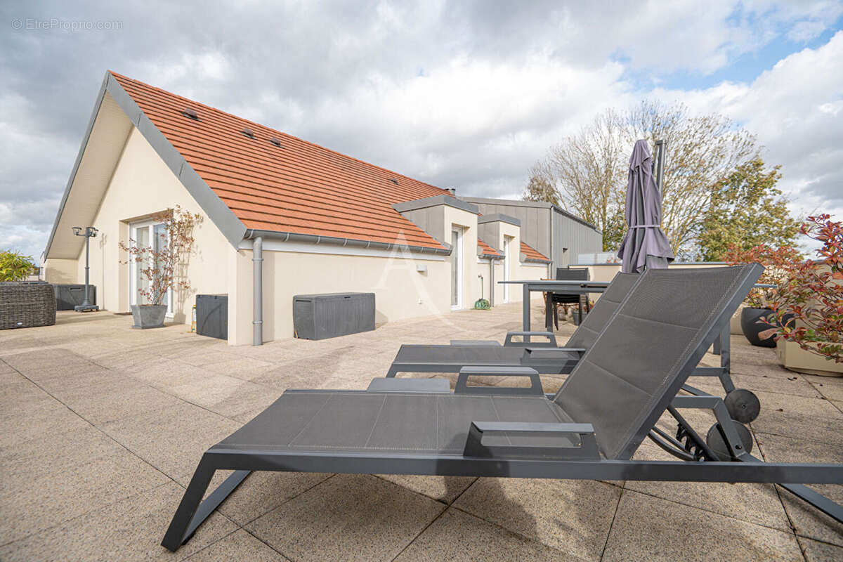 Appartement à CHESSY