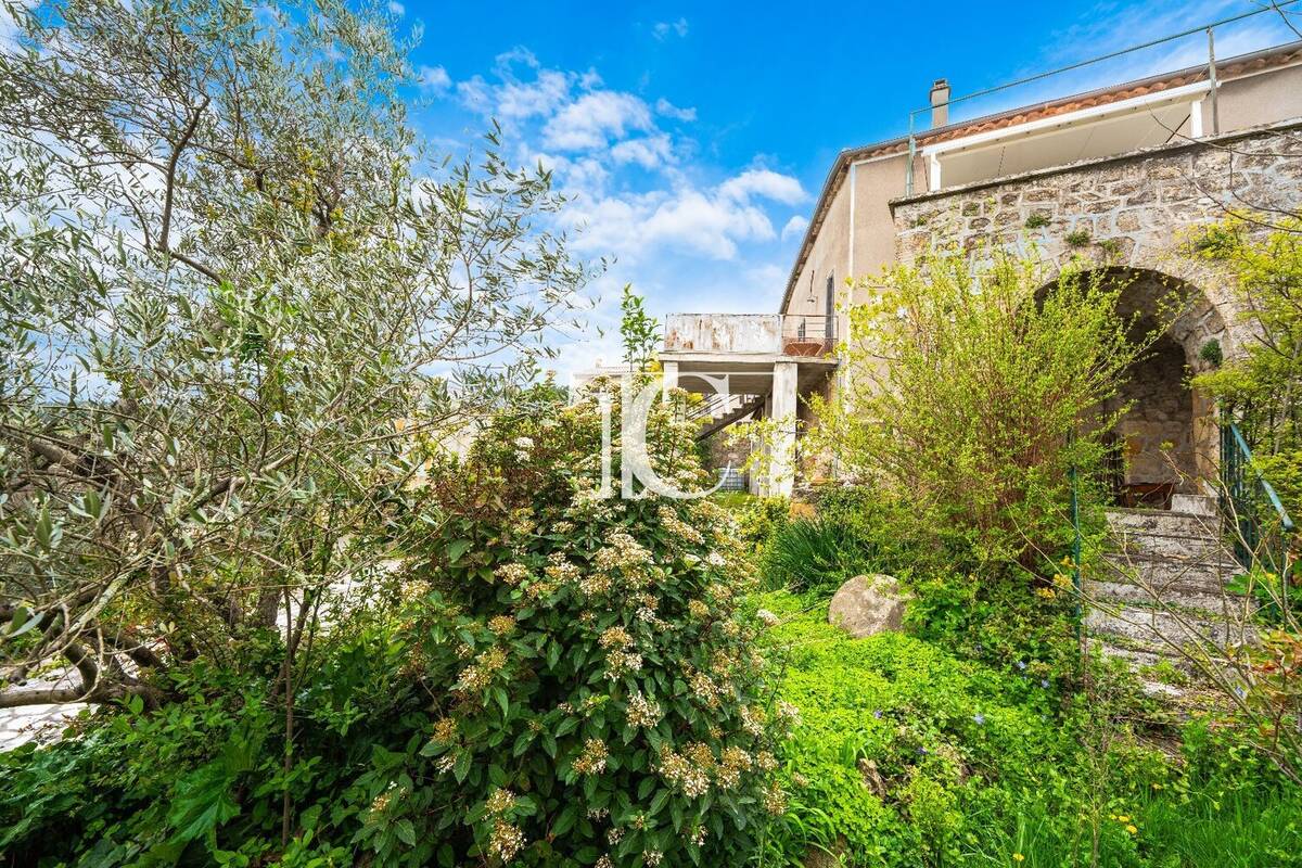 Maison à SAINT-PAUL-LE-JEUNE