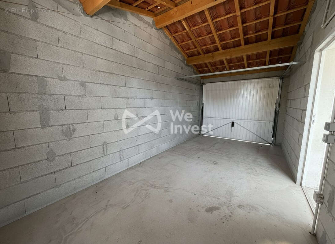 Maison 84 m² à Saint-Clement-De-Riviere  - photo 9