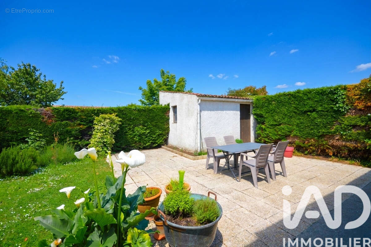 Photo 5 - Maison à LE GUA