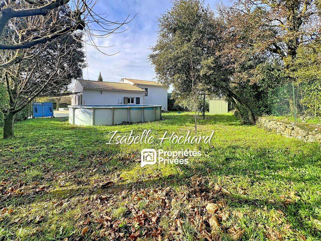 Maison Saint Maximin La Sainte Baume 5 pièce(s) 123 m² - photo 17