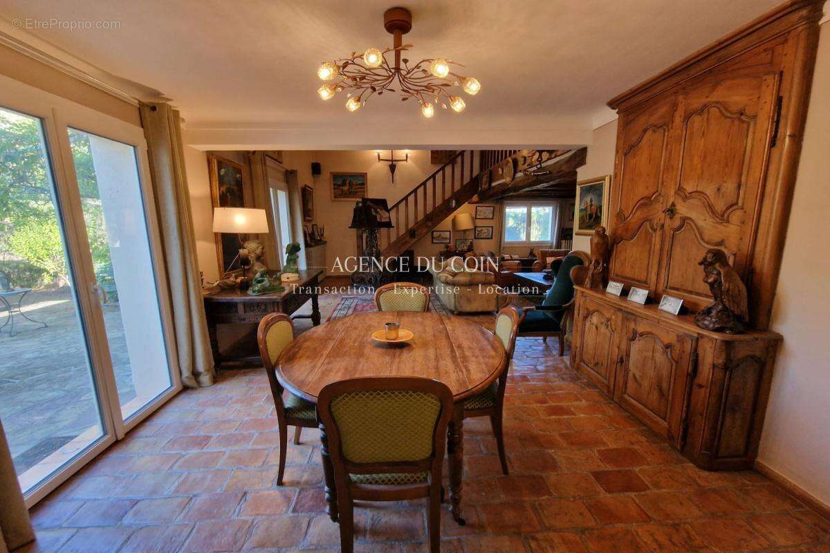 Maison à LA MOTTE