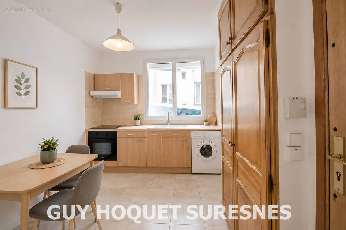 Appartement à SURESNES