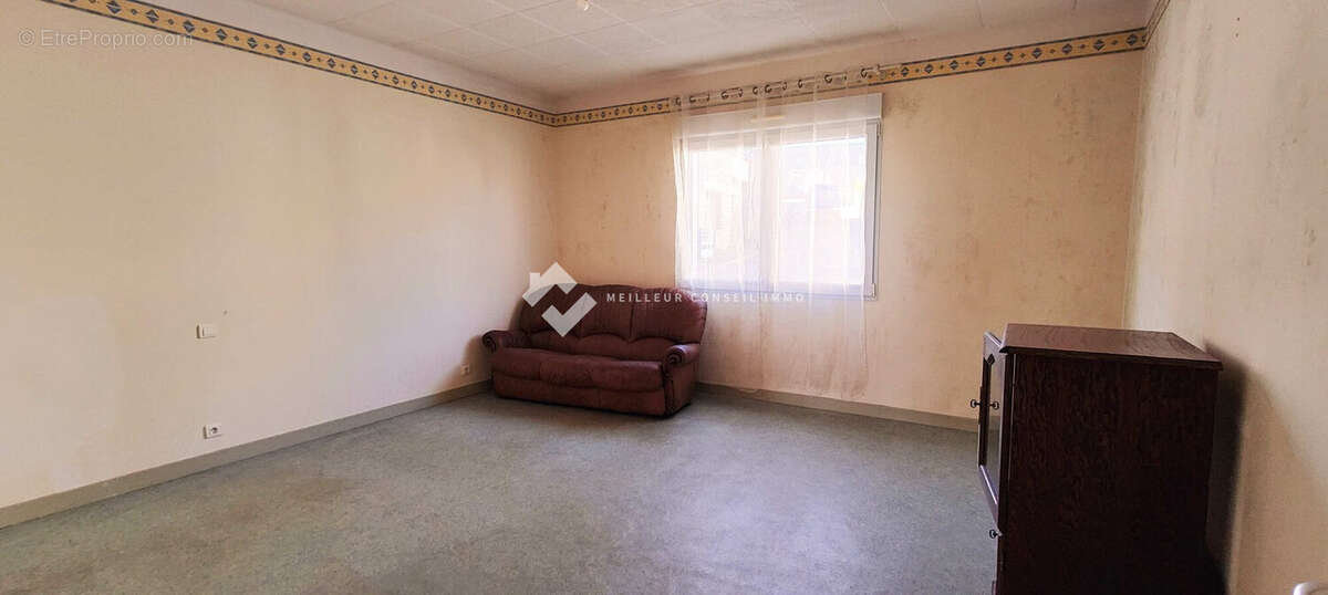 Maison 93 m² à Caurel  - photo 7