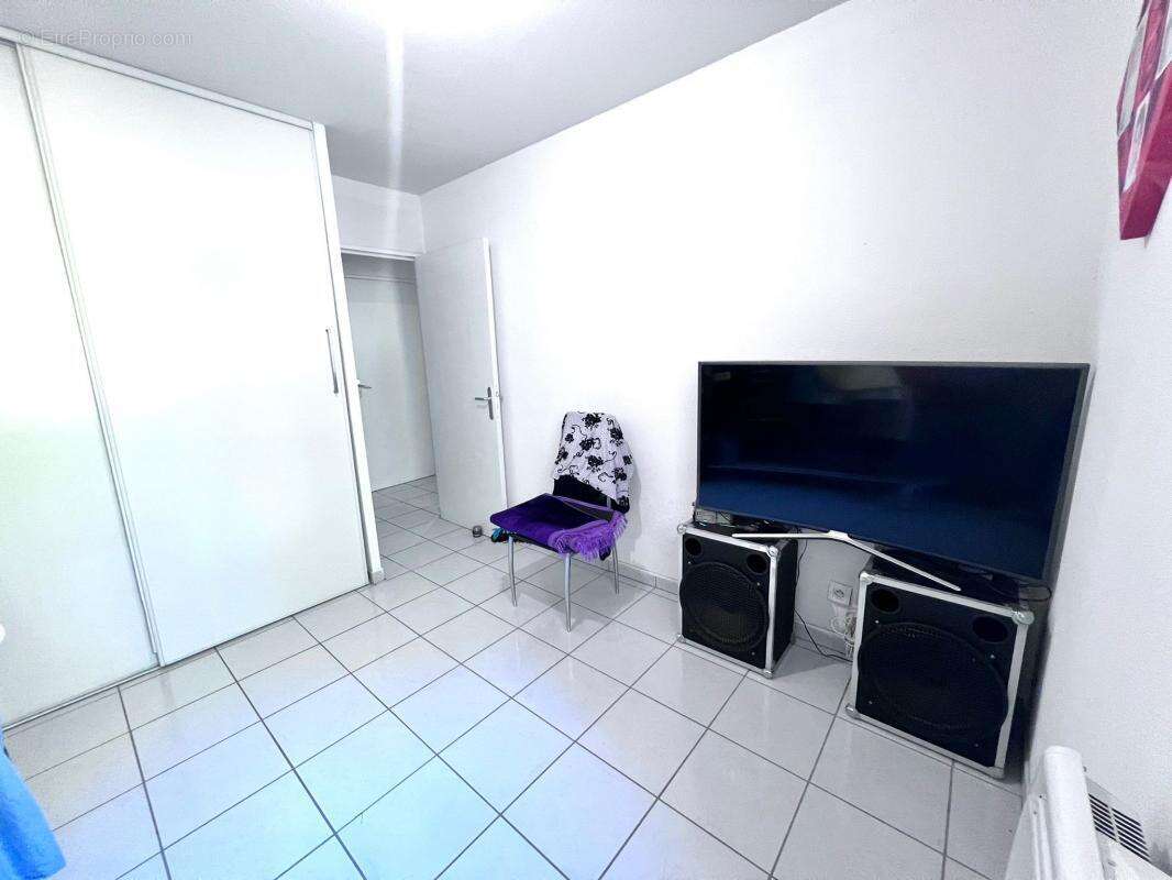 Appartement à MARSEILLE-15E