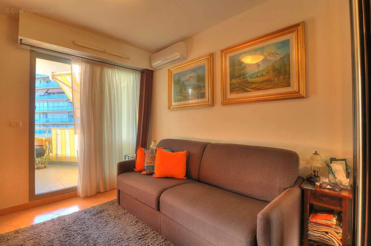 Appartement à CAGNES-SUR-MER