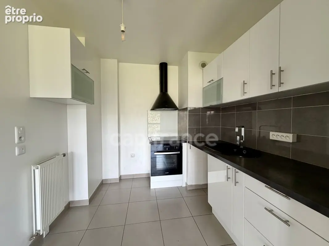 À vendre – Appartement 2 pièces dernier étage avec balcon, parking et prestations impeccables – Cergy - photo 6