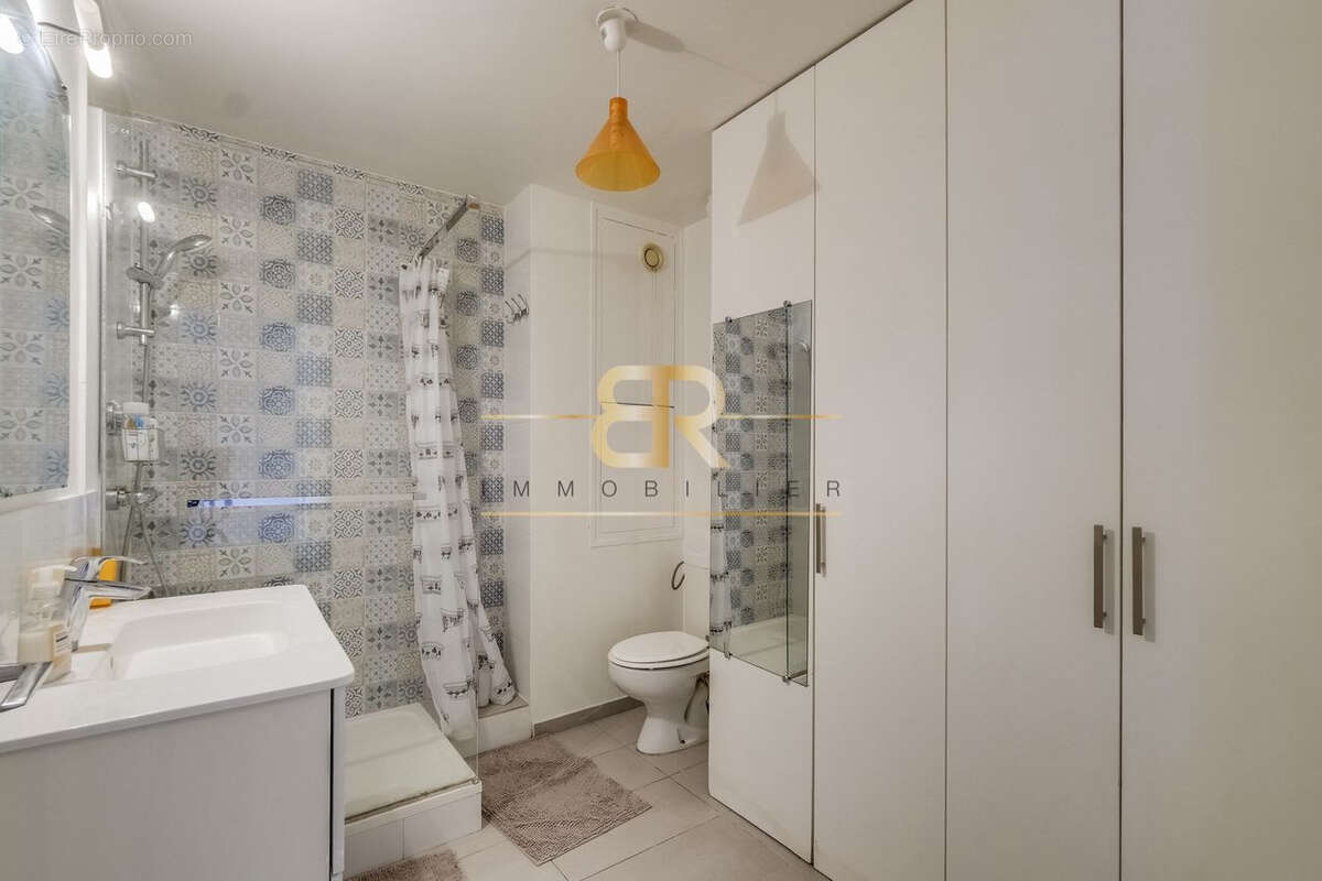 Appartement à PARIS-19E
