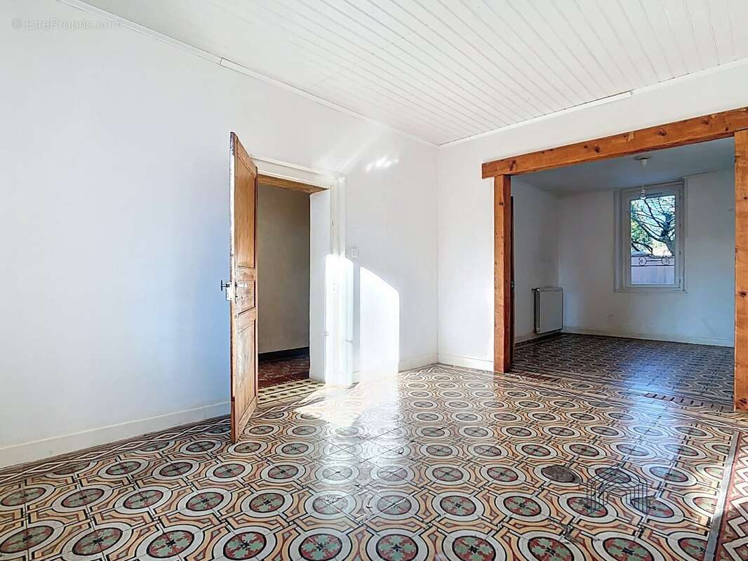 Maison à SAINT-SULPICE