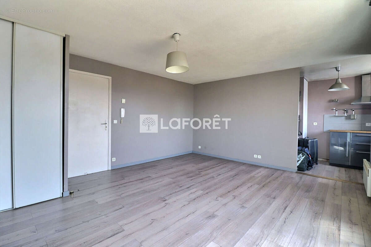 Appartement à SAINT-OUEN
