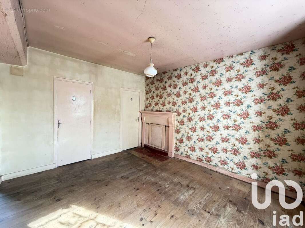 Photo 4 - Maison à YVRE-LE-POLIN