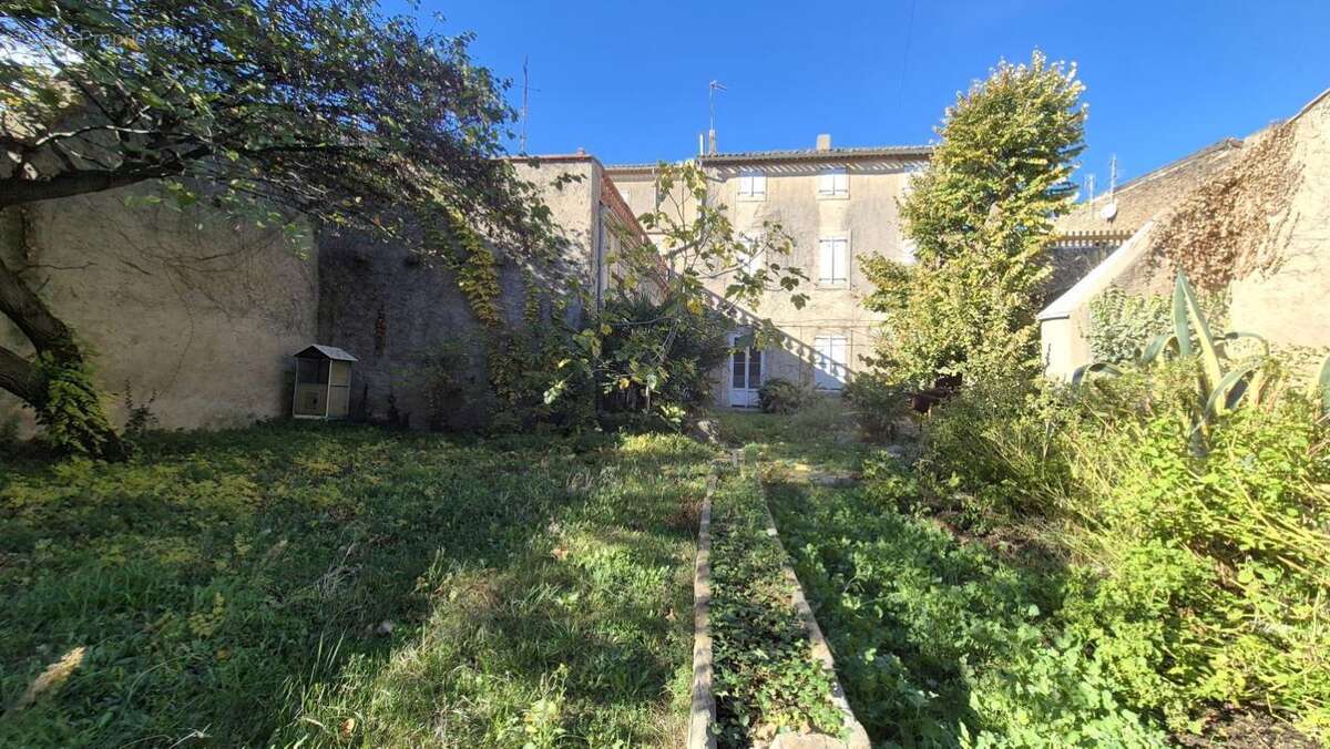 Maison à OLONZAC