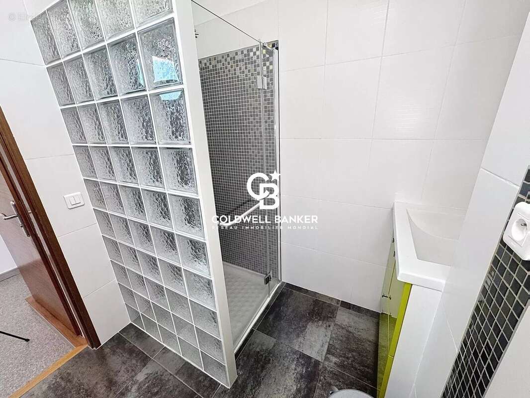 Maison à PUGET-SUR-ARGENS