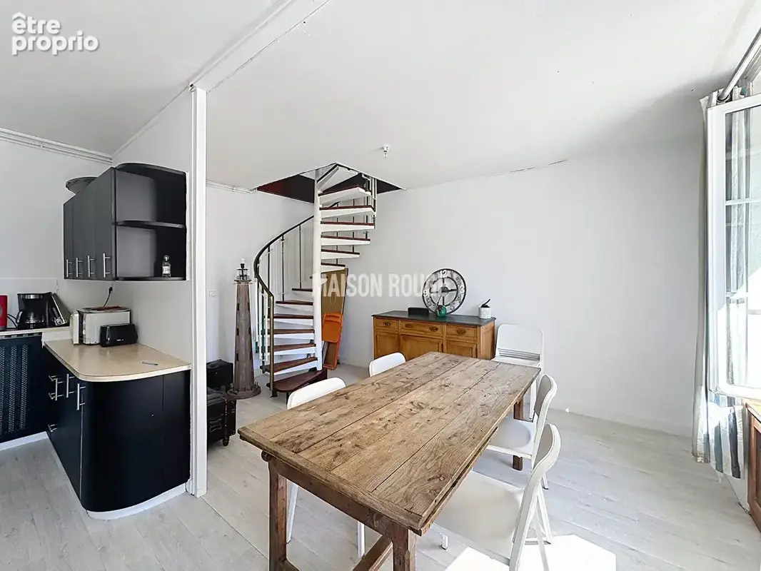 Duplex lumineux au coeur de Cancale - photo 5