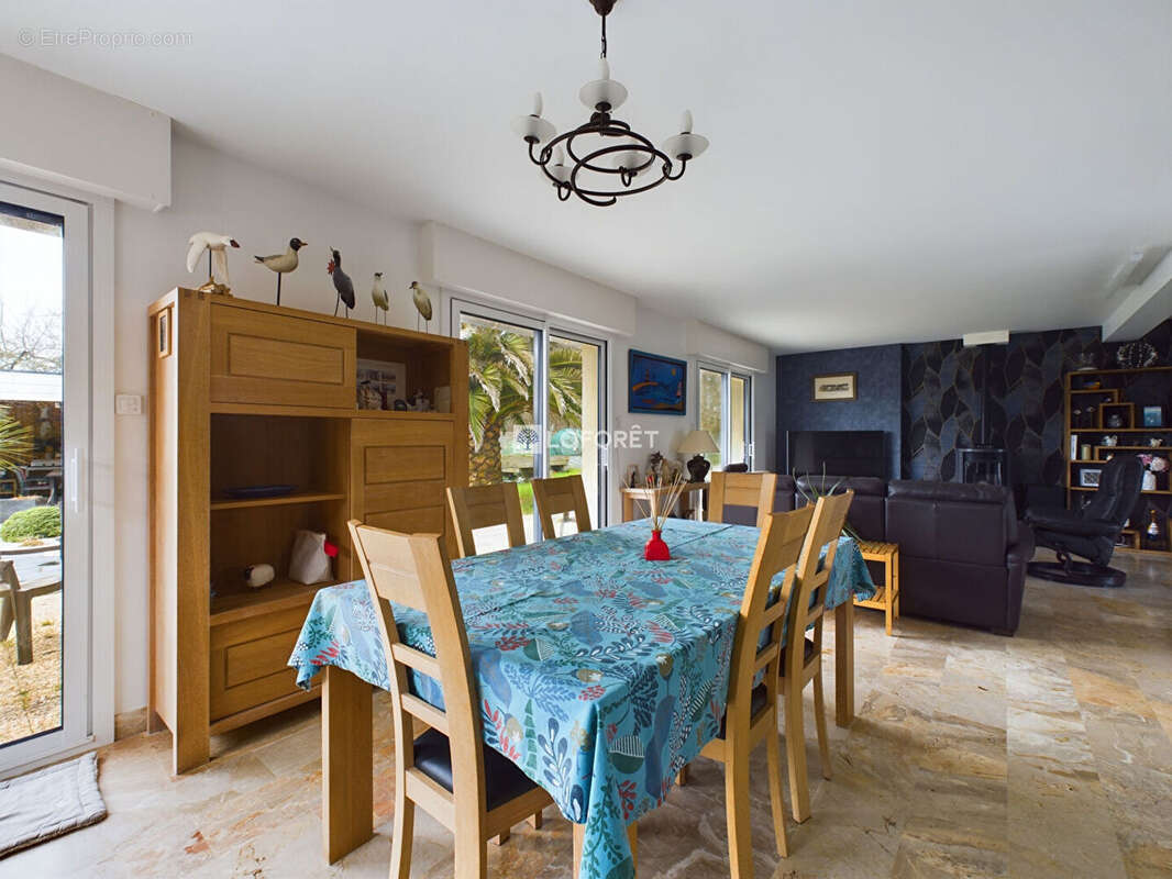 Maison à LOCTUDY
