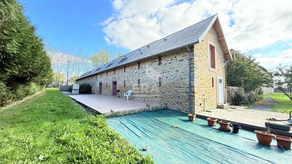 Maison à ANDOUILLE
