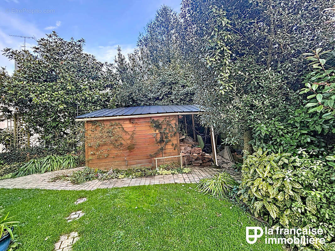 Maison à THORIGNE-FOUILLARD