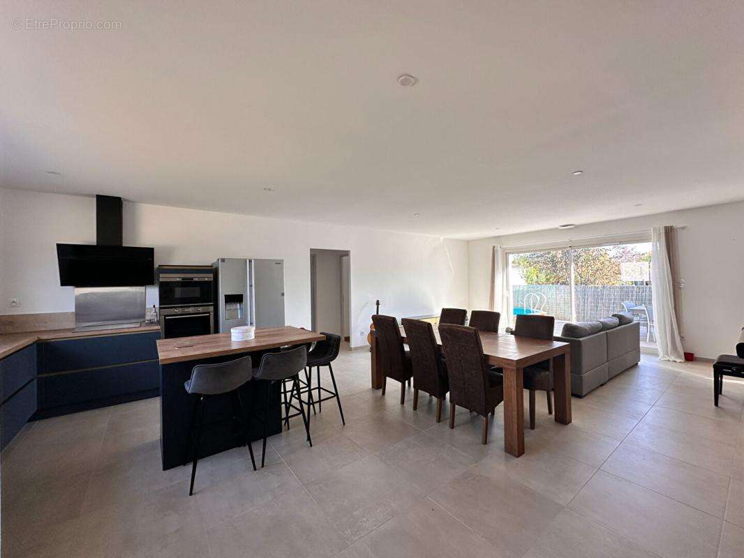 Maison 104 m² à Estillac  - photo 6