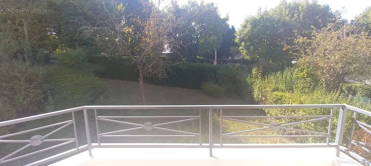 Appartement à LE RAINCY