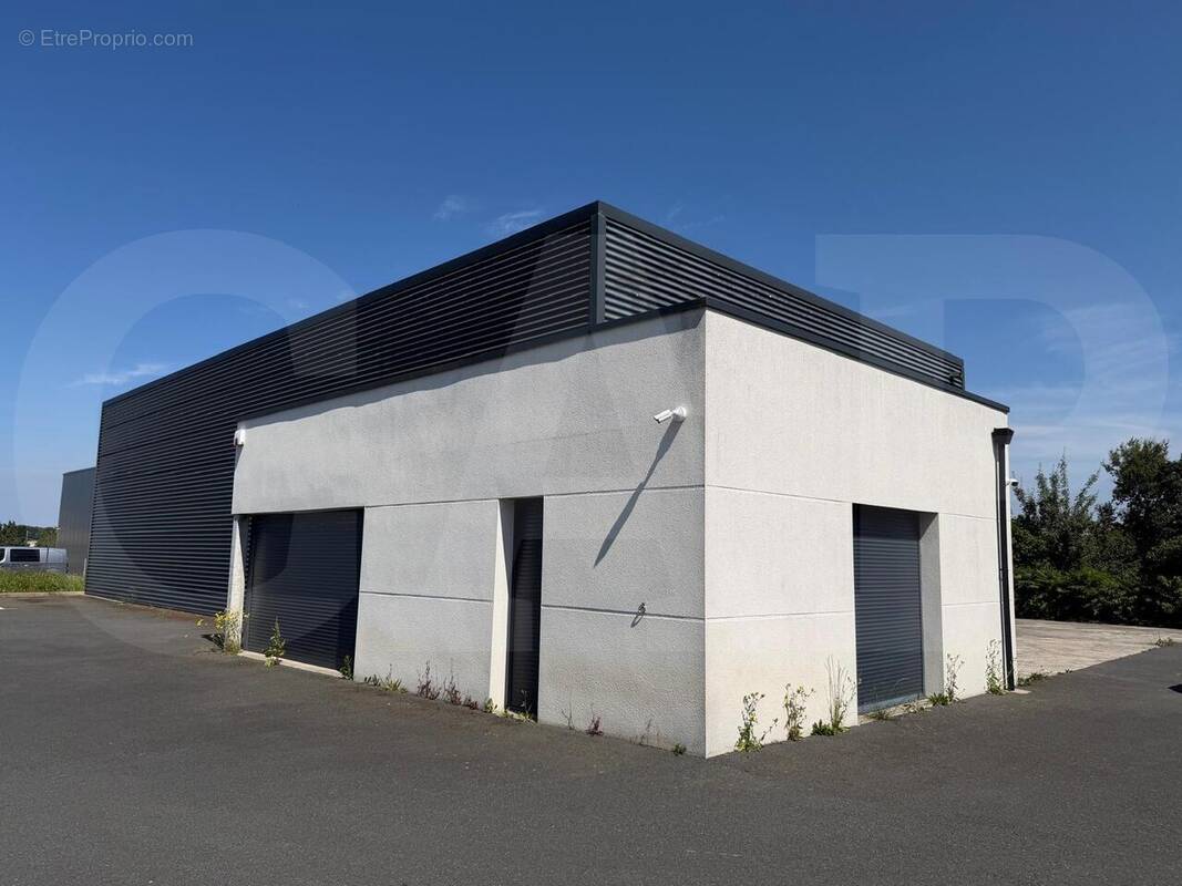 Autre à PLAINTEL